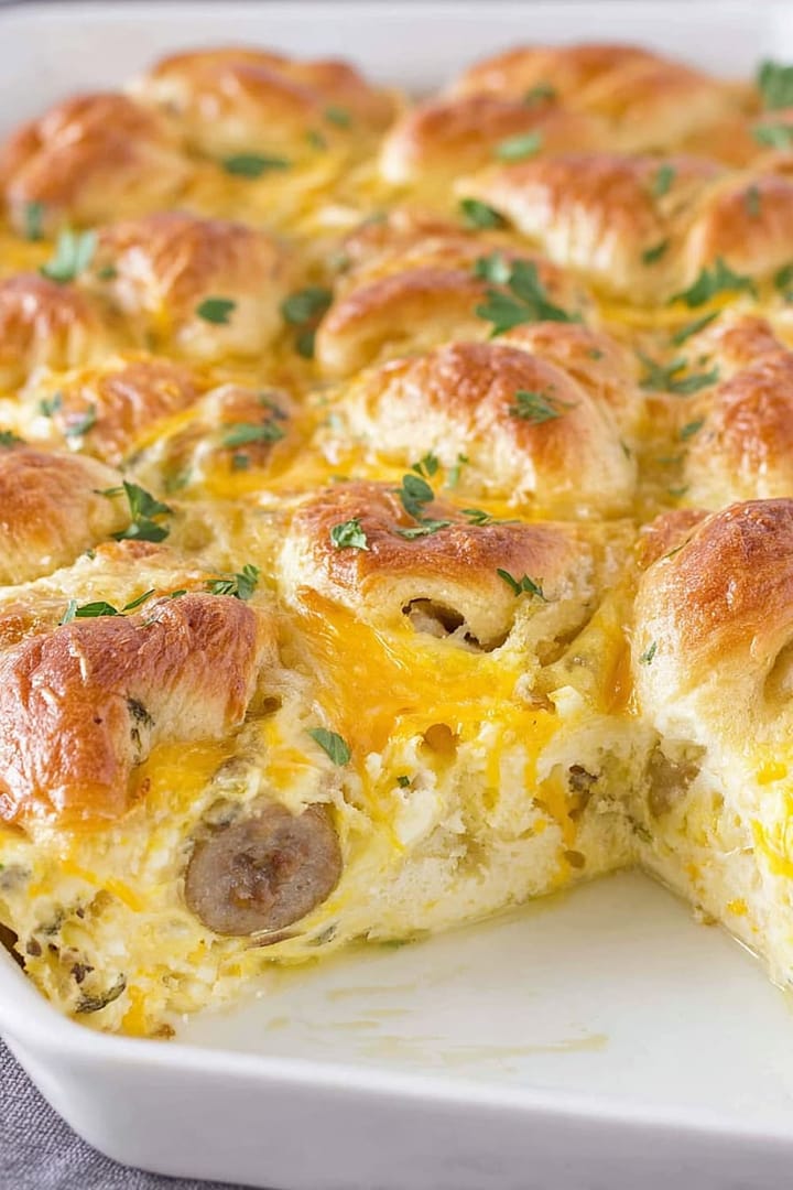 Easy Pigs in a Blanket Breakfast Casserole Recipe